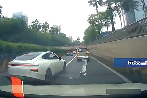 跨实线加塞,2次变道别车?罚!