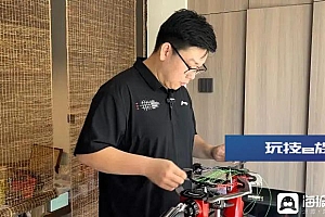 轻松月入三四万?揭秘羽毛球穿线师的真实行业现状