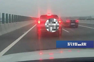 事发长沙绕城高速!女子超车道突然停车,结果……