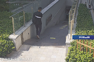 看到近万元的公路自行车积灰,男子盗车狂飙17公里被抓