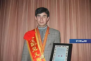 19年前见义勇为的新疆小伙儿,现在怎么样了?