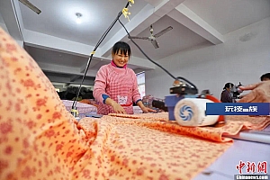 5分钟做一条!全国每卖出3条秋裤,就有1条来自这里