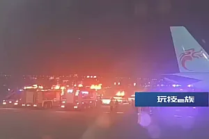 酷航咸阳飞新加坡航班起飞后发动机起火致迫降?亲历者称“吓个半死”,多方回应