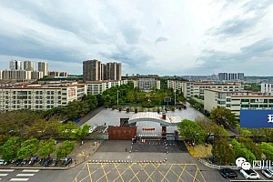 一中学辞退清洁工,让学生轮流打扫至高考前?校方回应