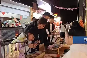 非遗、科技、IP激活清明春旅新活力 沉浸式创新体验让文旅消费一路“繁花”