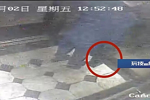 违法携带电动自行车电池进电梯,两居民被罚款