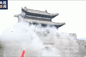 “跟着团长打县城”假期爆火,知名演员客串反派!网友:怕收不住手……