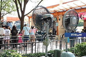持续高温,上海迪士尼花车巡游和其他室外演出将根据天气调整